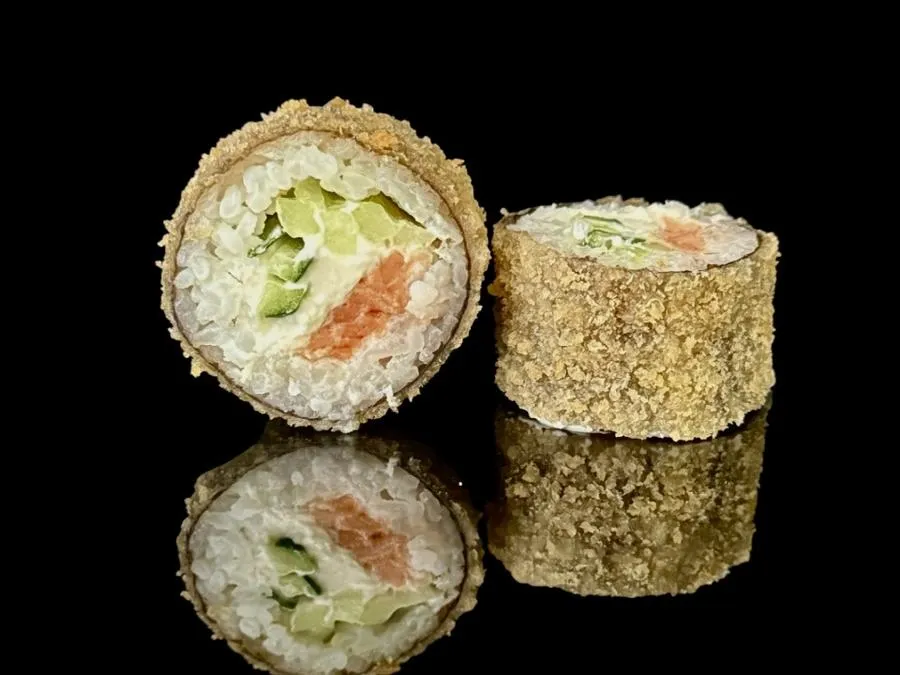 Жареный с лососем